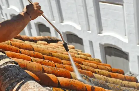 Nettoyage de toitures - Poix-Terron